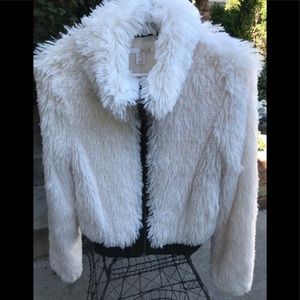 Amuse Society Chandler Fluffy Jacket  SZ Sm NWT